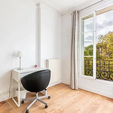 Guestready - Comfortable Near Paris דירה *